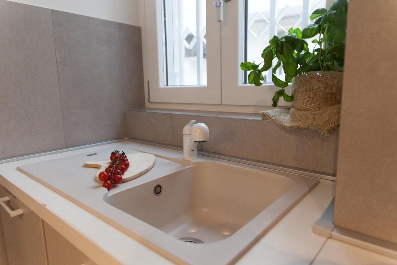 A Casa Di Nonna Appartement Bisceglie Buitenkant foto